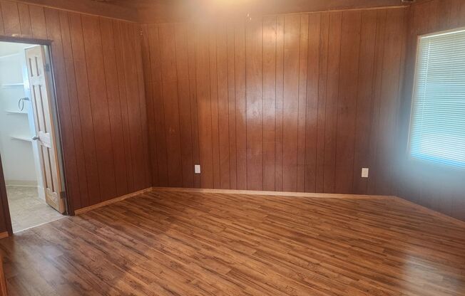 Studio, 1 bath, $1,375