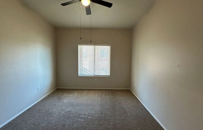 3 beds, 2 baths, $1,550, Unit # 2006