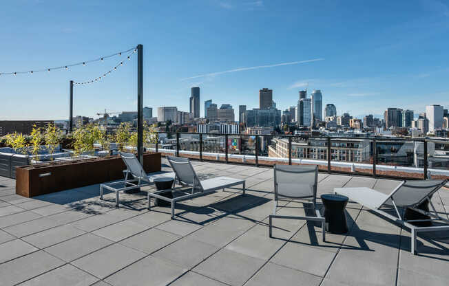 Rooftop Deck with Panoramic Views of Downtown