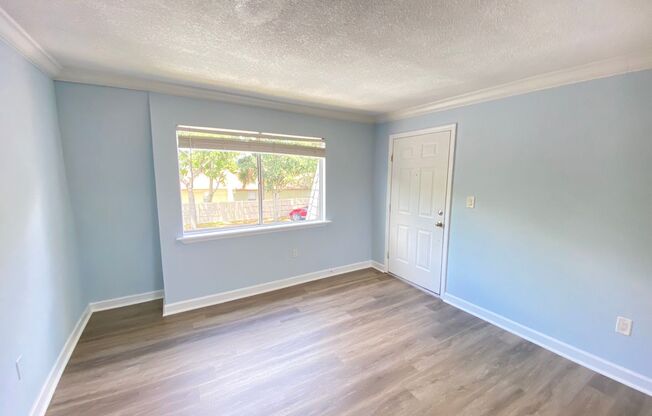 Spacious 3 bedroom, 2 bathroom Condo Located in Orlando, FL