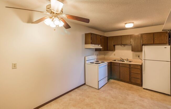 2 beds, 1 bath, $850