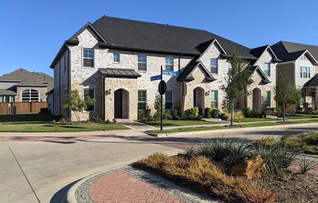 4549 ENGLISH MAPLE DR