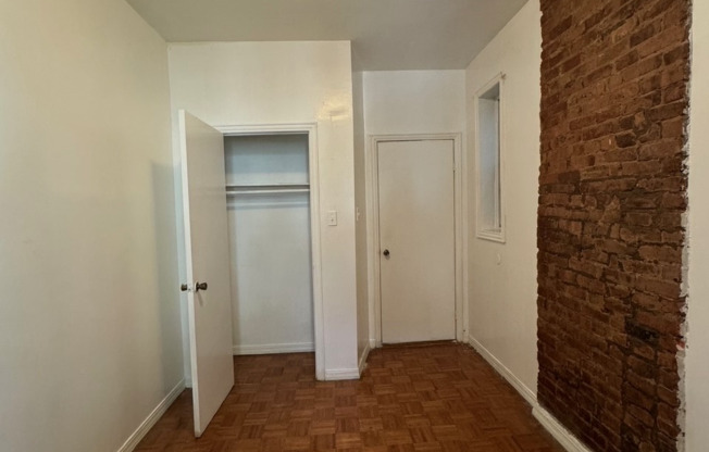 1 bed, 1 bath, $2,500, Unit 3D