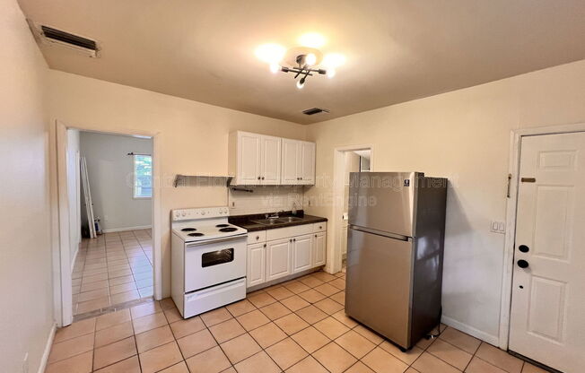 108 E WINTER PARK ST