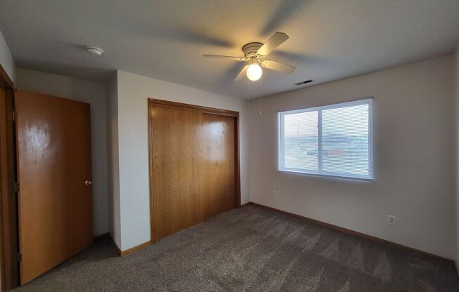 2 beds, 1 bath, 805 sqft, $975, Unit 206