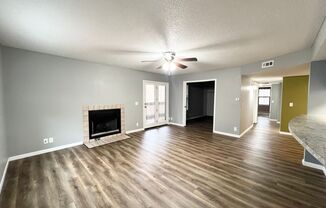 3 beds, 2 baths, $1,425, Unit 2714-204