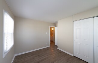 3 beds, 1 bath, $1,200