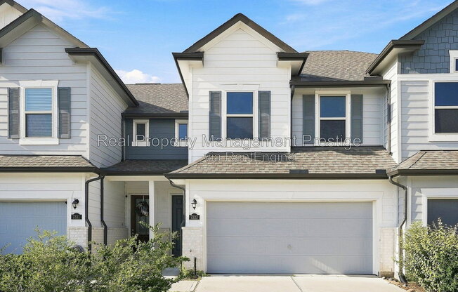 7333 HINSDALE DR