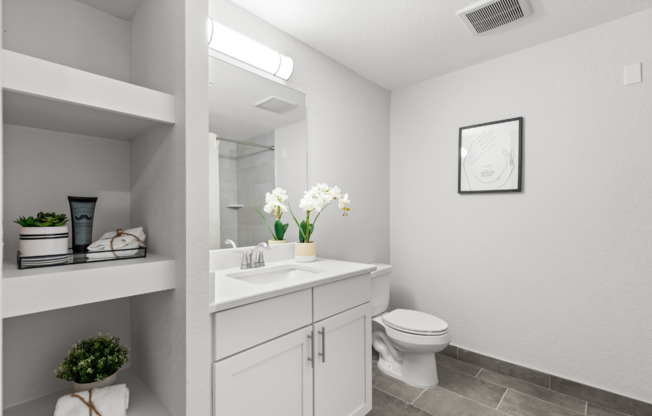 1 bed, 1 bath, 713 sqft, $1,700, Unit 111