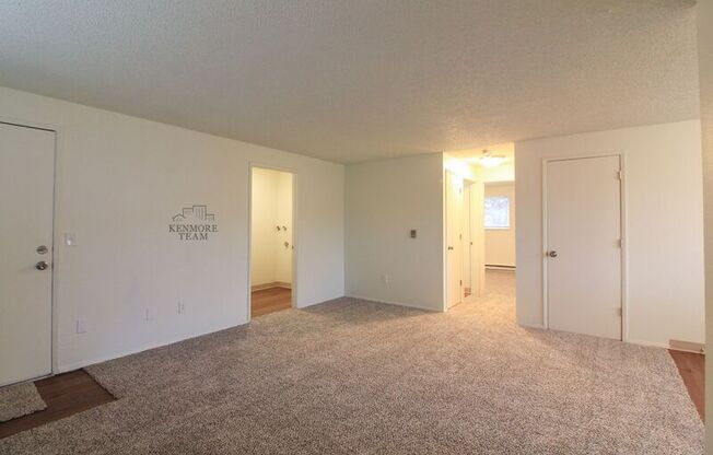 1409 W 14 AVE
