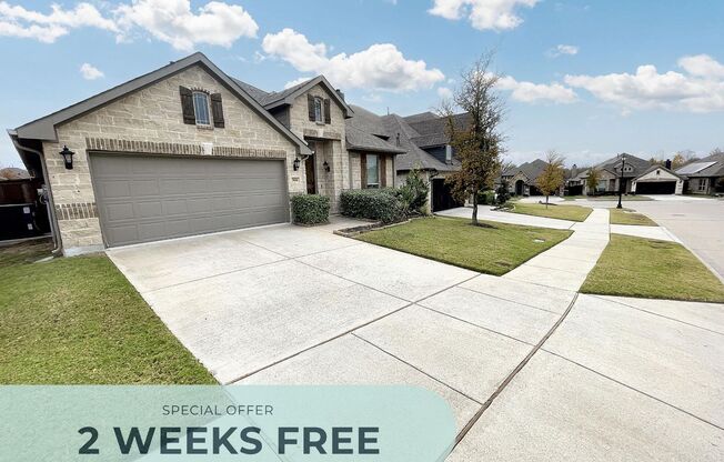 Spacious 4-Bedroom Home with Office, Covered Patio, and Community Amenities in Willow Wood!