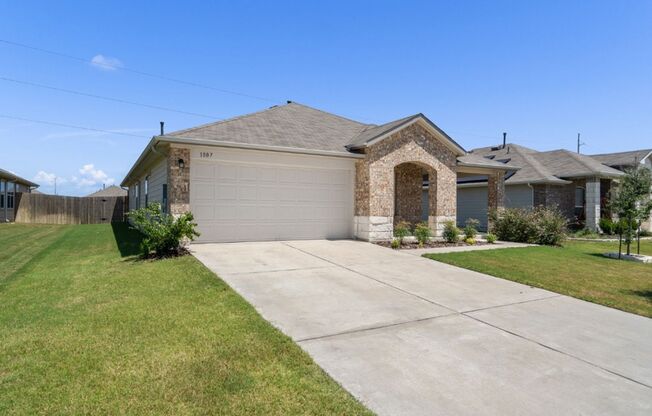 1007 Pembroke Ct, Hutto, Texas 78634