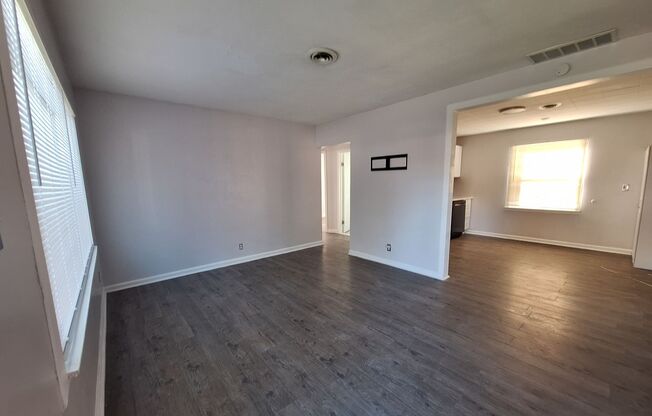 3 beds, 1 bath, $1,500