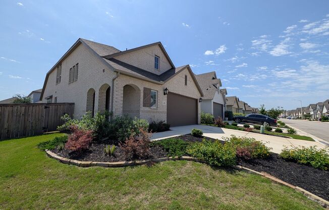 Less than a Mile to Gruene / Corner Lot/ Fridge Included /Tankless Water Heater/ Tons of Upgrades/ NBISD