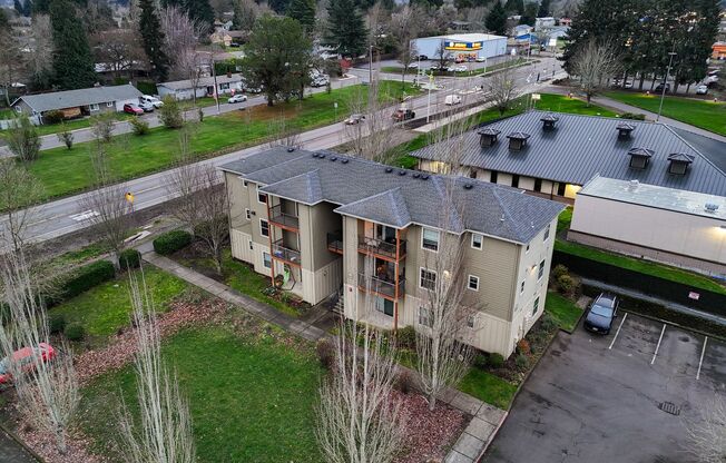 2 beds, 2 baths, 1,090 sqft, $1,600, Unit 501-05