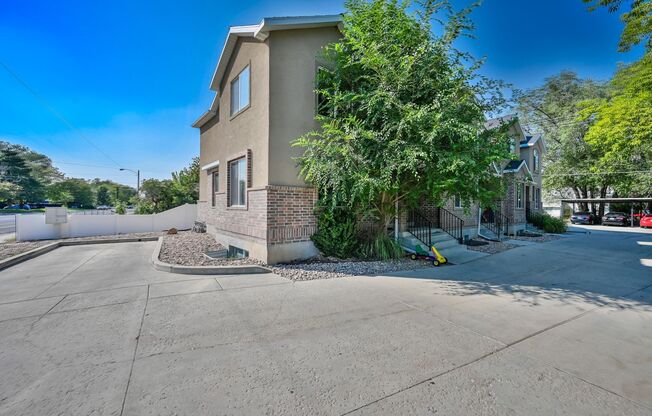 347 E. Vine Street