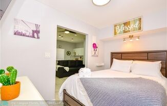 824 NE 4 ST