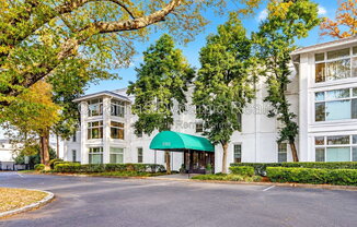 2501 ROSWELL AVE