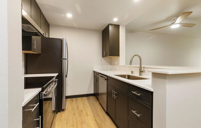 1 bed, 1 bath, 634 sqft, $2,245, Unit 307