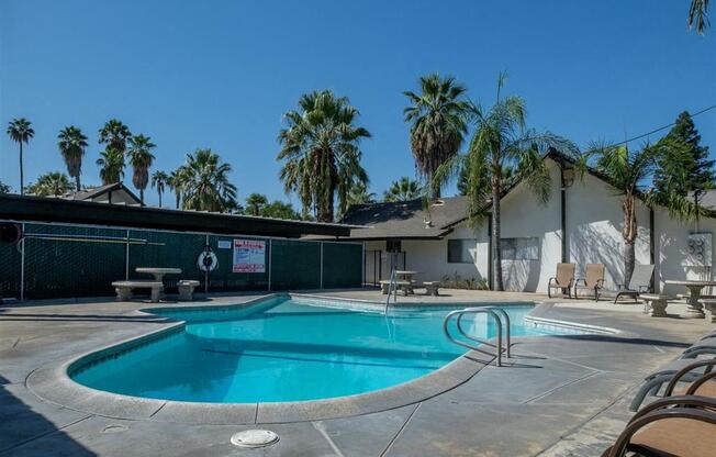 Outdoor Swimming Pool at Reef Apartments, Fresno, CA, 93704