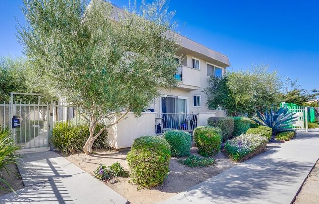 Gated, Mid‑Century Multi‑Family Property near Metro Access and Victoria Park