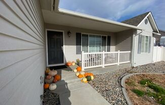 3 beds, 2 baths, $2,395