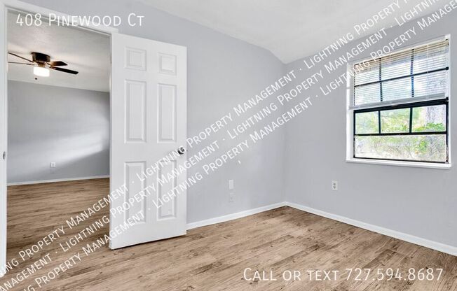 408 PINEWOOD CT