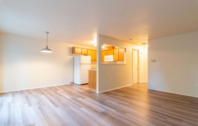 12709-11 SE Lydia Ct