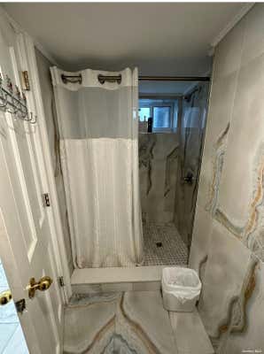 Studio, 1 bath, $1,995