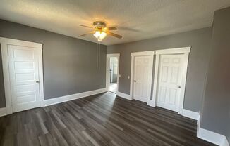 2 beds, 1 bath, $1,099, Unit 4416 Gamma Avenue Up