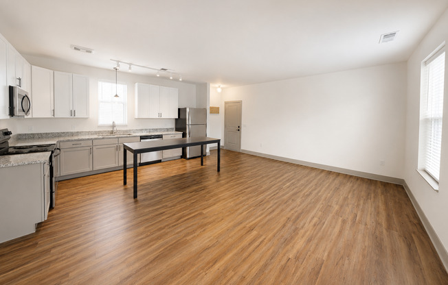 1 bed, 1 bath, 777 sqft, $1,539, Unit 4003GW