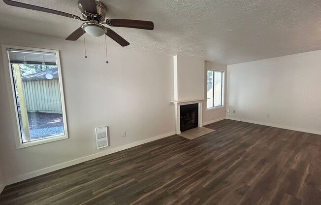 7120-7130 Montauk Circle