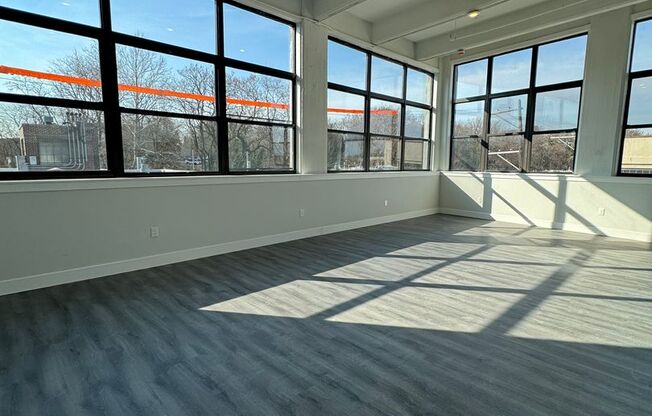 2 beds, 1 bath, 1,246 sqft, $1,495, Unit F300