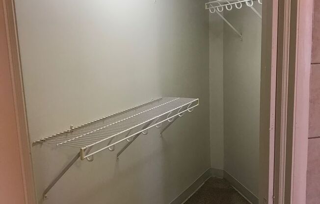 2 beds, 2 baths, 840 sqft, $1,979, Unit 4-0502