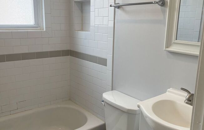 1 bed, 1 bath, 500 sqft, $1,225, Unit 409