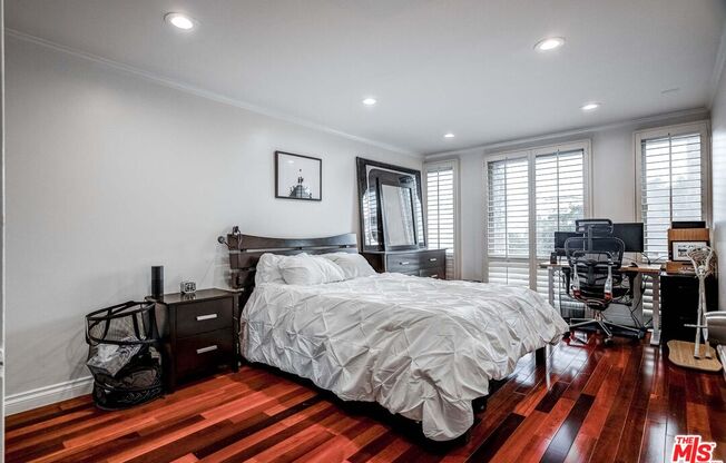 1 bed, 1 bath, 762 sqft, $2,400, Unit 602