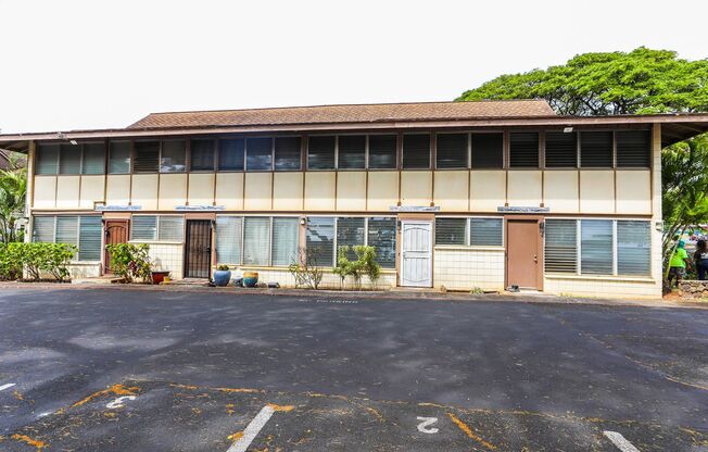 Tropic Gardens - renovated, split level 2, bedroom, 2 bath with 2 parking stalls