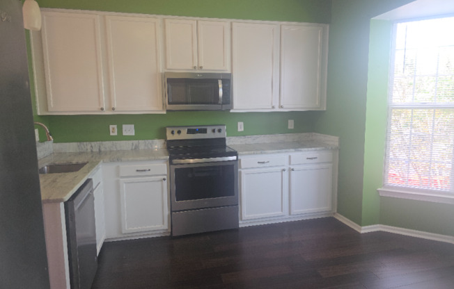 1227 ROCKLAND CT