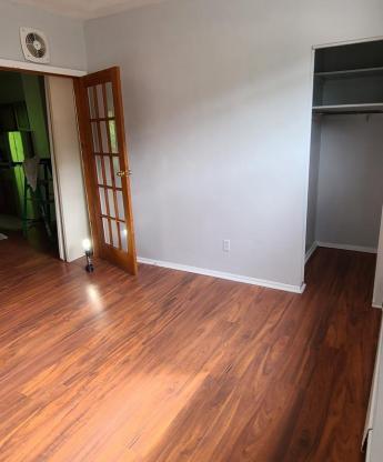 724 Delta Ave. Apt. 9