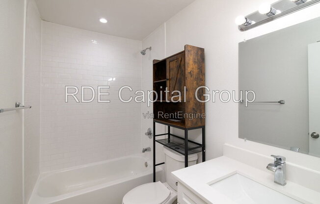 1 bed, 1 bath, 750 sqft, $745, Unit 108