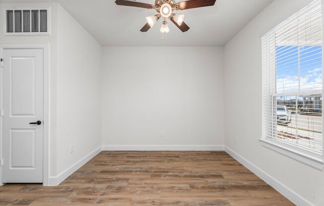 1 bed, 1 bath, 644 sqft, $1,275, Unit 2101