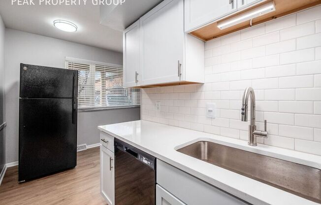 552 RIVERVIEW DR