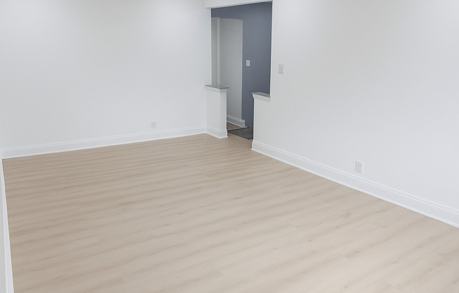 278 E 55 ST