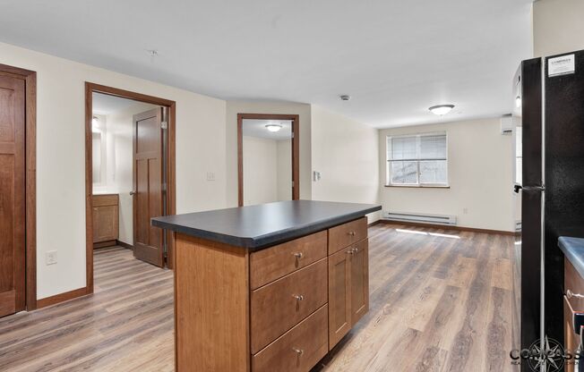 1 bed, 1 bath, 520 sqft, $1,145, Unit 002