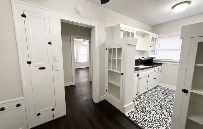 1 bed, 1 bath, $1,095, Unit B3611
