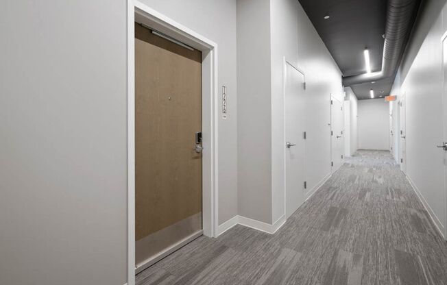 Studio, 1 bath, 390 sqft, $1,025, Unit 1226