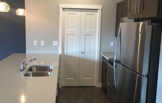 1 bed, 1 bath, $1,295, Unit 340