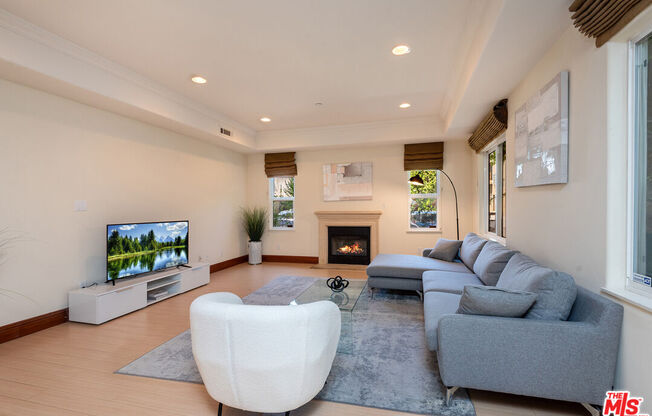 1836 Parnell Ave Apt 101