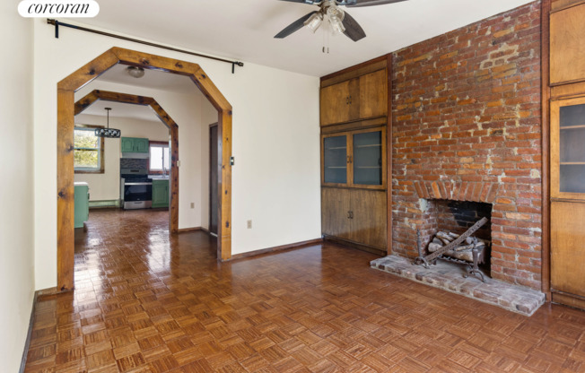 133 N 9 ST