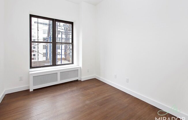 2 beds, 1 bath, $6,100, Unit 6C